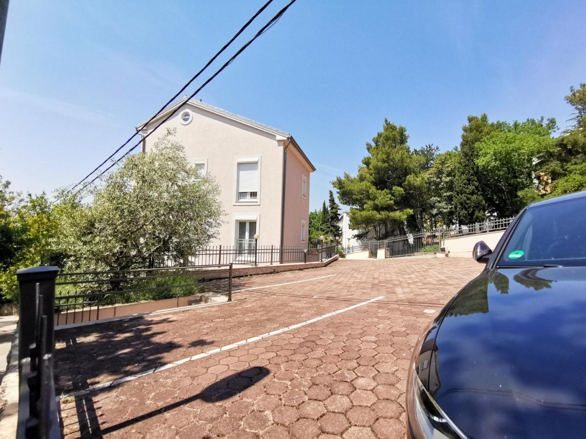 Villa Sara Crikvenica Eksteriør bilde